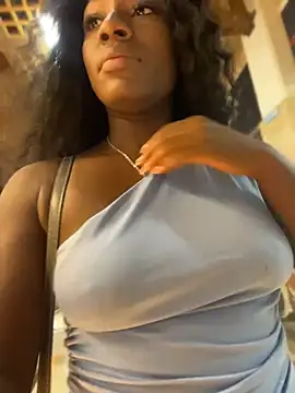 ZarahFerreira online show from 12, 5, 2026