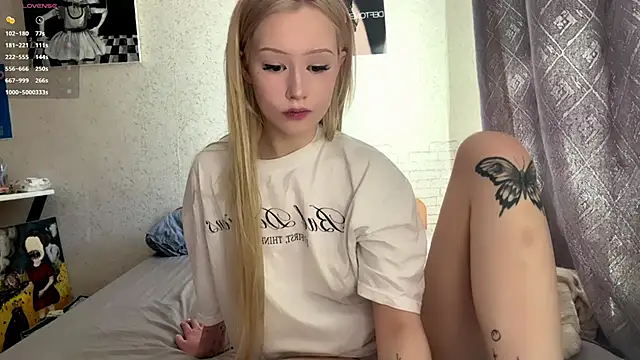 Snapshot of LotusHinata chatting on 10, 6, 2026 LotusHinata online show from 10, 6, 2026