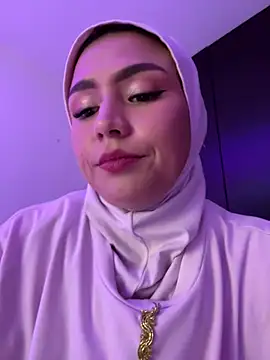 Snapshot of Darsha_Khemu chatting on 20, 6, 2026 Darsha Khemu online show from 20, 6, 2026