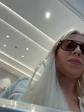 LisaMurr online show from 13, 5, 2026