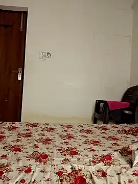 cute girl 29 online show from 9, 5, 2026