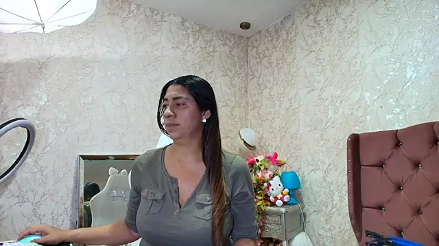 SelinaRussell online show from 29, 5, 2026