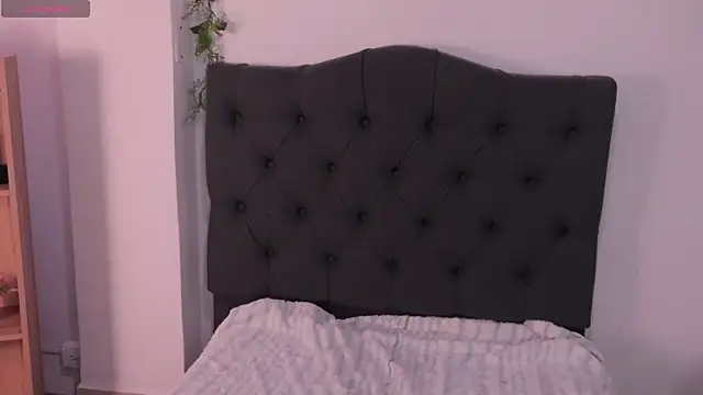 AmyKiss  online show from 9, 5, 2026