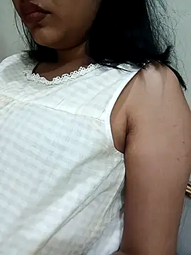 Snapshot of Cute-Manvi chatting on 14, 4, 2026 Cute-Manvi online show from 14, 4, 2026