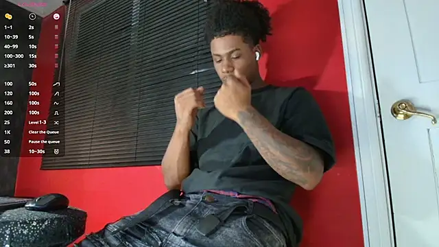 Snapshot of toower_ chatting on 28, 3, 2026 toower online show from 28, 3, 2026