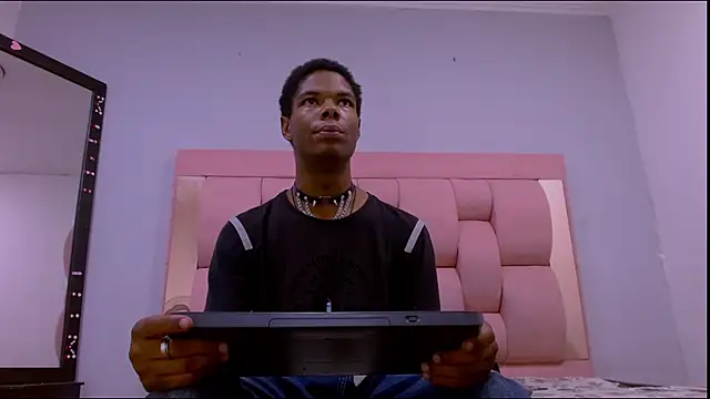 Santiago Ortiz  online show from 26, 3, 2026