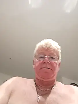 Snapshot of olivbisoumis chatting on 31, 3, 2026 olivbisoumis online show from 31, 3, 2026