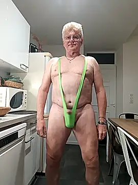 Snapshot of olivbisoumis chatting on 12, 4, 2026 olivbisoumis online show from 12, 4, 2026