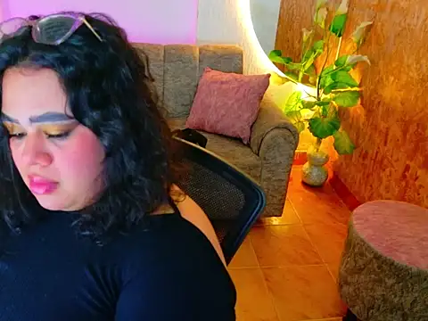 Snapshot of deva_big chatting on 7, 4, 2026 deva big online show from 7, 4, 2026