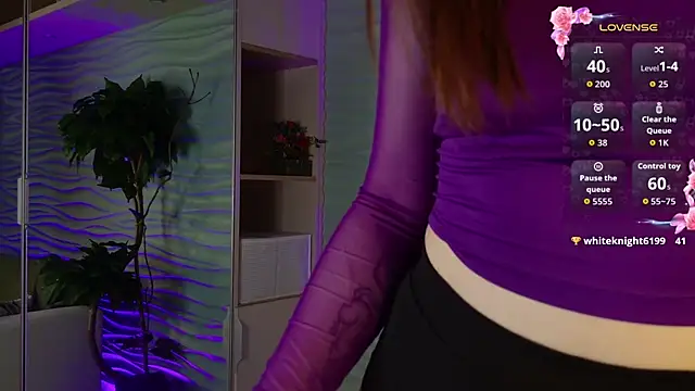 Snapshot of Tiny_BunnyX chatting on 3, 3, 2026 Tiny BunnyX online show from 3, 3, 2026