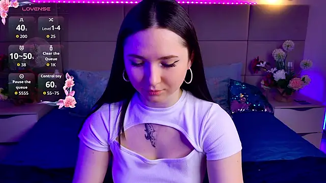 Snapshot of Tiny_BunnyX chatting on 10, 3, 2026 Tiny BunnyX online show from 10, 3, 2026