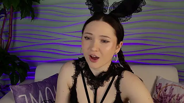 Snapshot of Tiny_BunnyX chatting on 31, 3, 2026 Tiny BunnyX online show from 31, 3, 2026