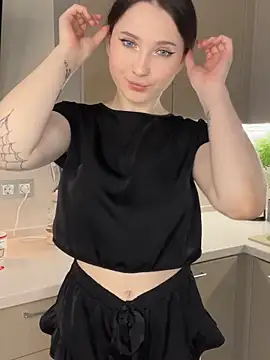 Snapshot of Tiny_BunnyX chatting on 19, 4, 2026 Tiny BunnyX online show from 19, 4, 2026