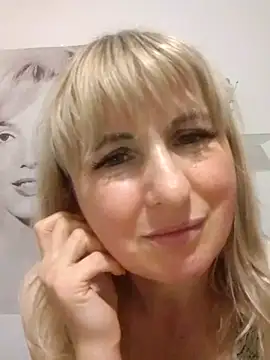 -Nefertiti- online show from 21, 5, 2026