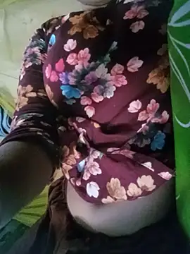 BreezySexyGirl69 online show from 3, 6, 2026