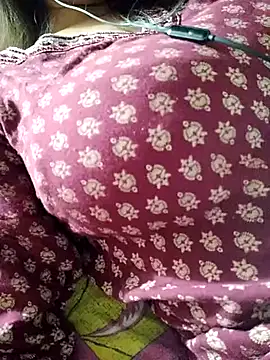 Poonam 001 online show from 19, 2, 2026