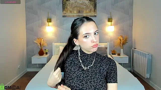 Snapshot of elise_robbie chatting on 10, 3, 2026 elise robbie online show from 10, 3, 2026