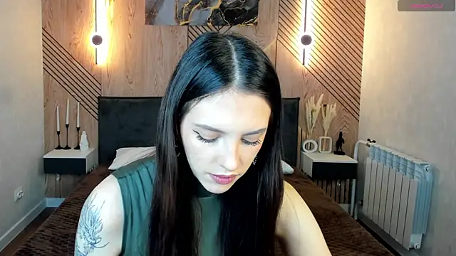 Snapshot of elise_robbie chatting on 16, 3, 2026 elise robbie online show from 16, 3, 2026