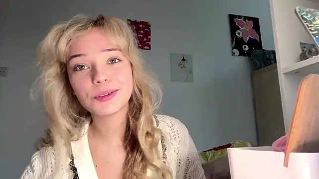 Snapshot of SourMidday chatting on 20, 2, 2026 SourMidday online show from 20, 2, 2026