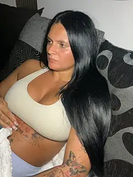 Snapshot of Destinylovex chatting on 7, 4, 2026 Destinylovex online show from 7, 4, 2026