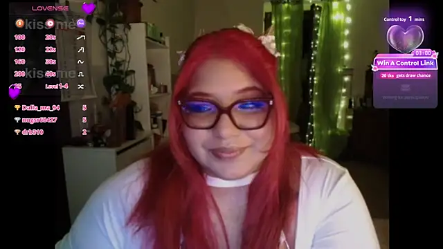 Snapshot of MagicCurves chatting on 7, 6, 2026 MagicCurves online show from 7, 6, 2026