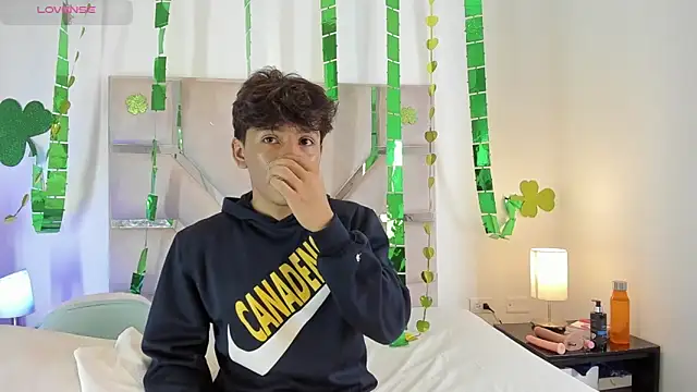 Angel Lux online show from 12, 3, 2026