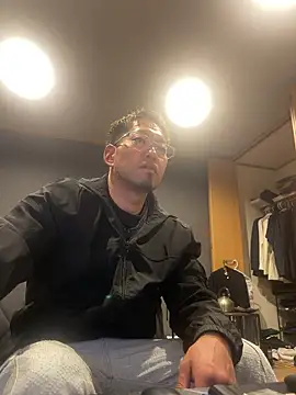 Snapshot of ryuaaaaa chatting on 18, 3, 2026 ryuaaaaa online show from 18, 3, 2026