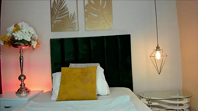 Snapshot of AnnaDenver chatting on 17, 3, 2026 AnnaDenver online show from 17, 3, 2026