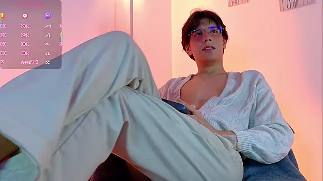 Snapshot of lui_x_dust chatting on 14, 3, 2026 lui x dust online show from 14, 3, 2026