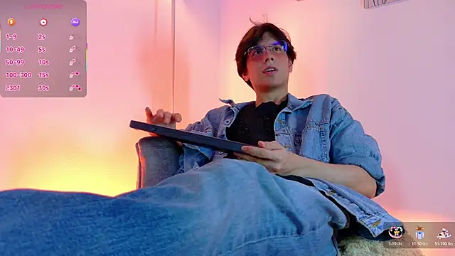 Snapshot of lui_x_dust chatting on 16, 3, 2026 lui x dust online show from 16, 3, 2026