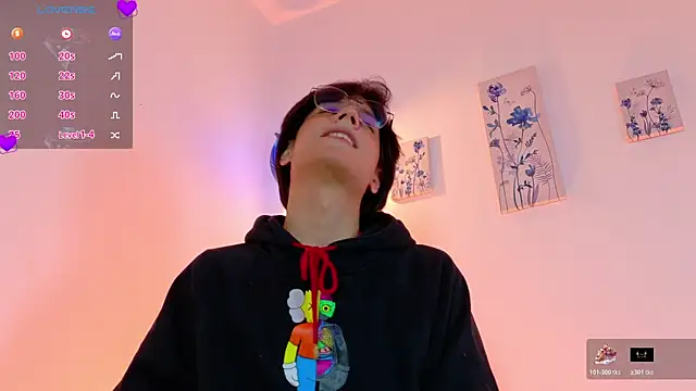 Snapshot of lui_x_dust chatting on 31, 3, 2026 lui x dust online show from 31, 3, 2026