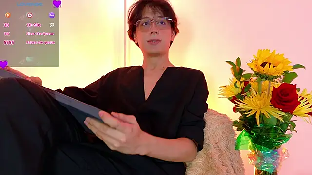 Snapshot of lui_x_dust chatting on 3, 4, 2026 lui x dust online show from 3, 4, 2026