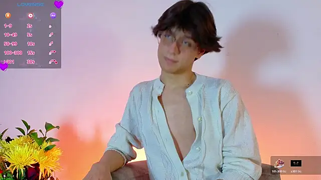 Snapshot of lui_x_dust chatting on 6, 4, 2026 lui x dust online show from 6, 4, 2026