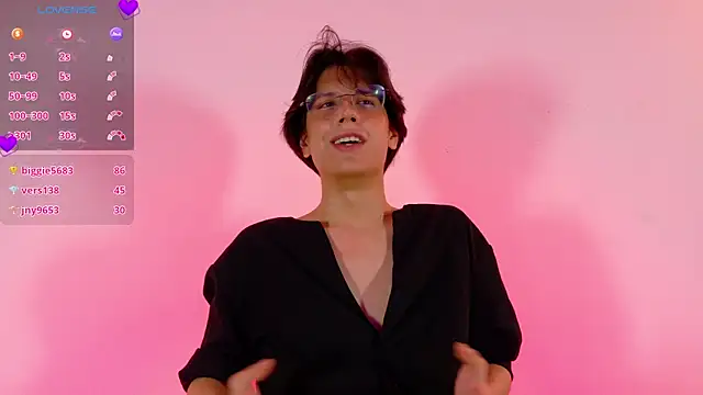 Snapshot of lui_x_dust chatting on 9, 4, 2026 lui x dust online show from 9, 4, 2026