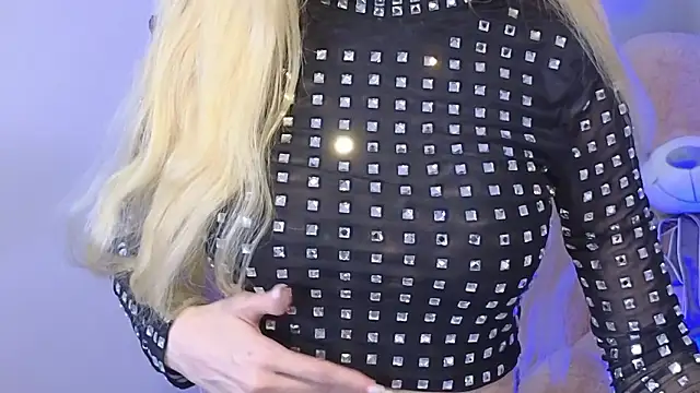 KarmaArms online show from 3, 3, 2026