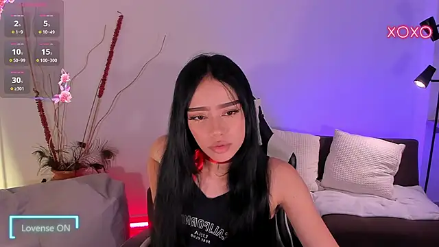 Snapshot of meganlake chatting on 5, 3, 2026 meganlake online show from 5, 3, 2026