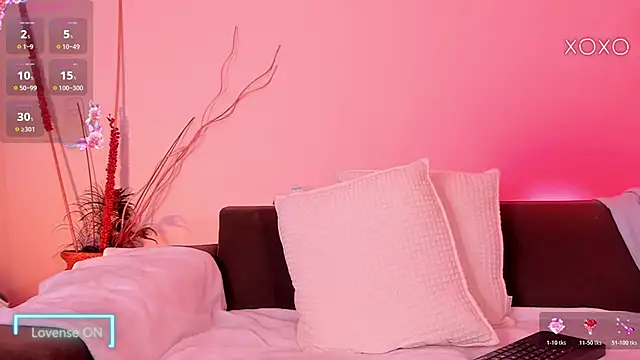 Snapshot of meganlake chatting on 13, 3, 2026 meganlake online show from 13, 3, 2026