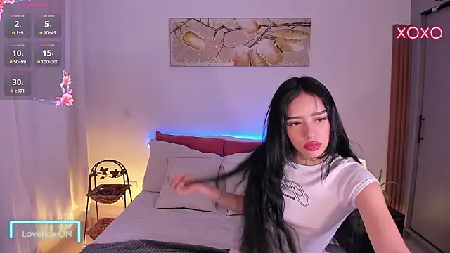 Snapshot of meganlake chatting on 18, 3, 2026 meganlake online show from 18, 3, 2026