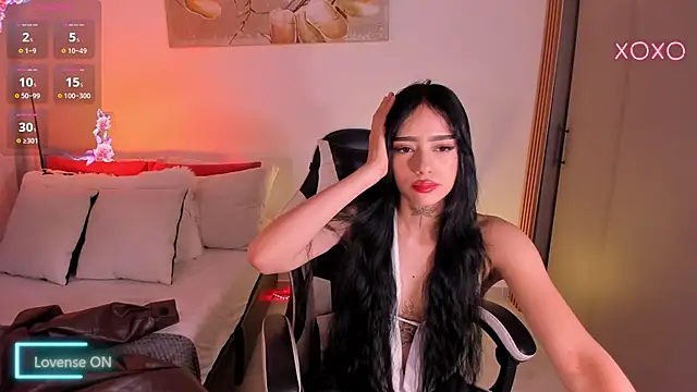 Snapshot of meganlake chatting on 21, 3, 2026 meganlake online show from 21, 3, 2026