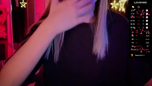 Snapshot of Nestyzz chatting on 4, 6, 2026 Nestyzz online show from 4, 6, 2026