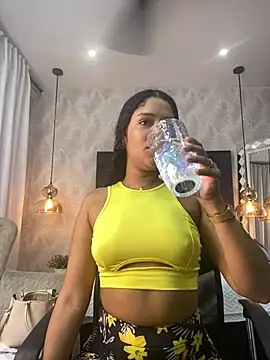 Miaafoxx   online show from 16, 3, 2026