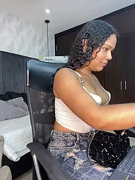 Miaafoxx   online show from 26, 3, 2026