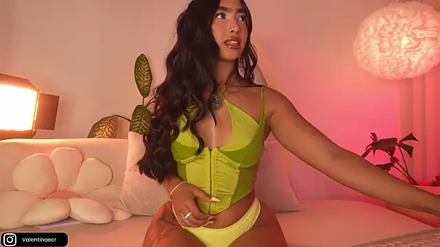 Snapshot of Kali-hill chatting on 5, 4, 2026 Kali-hill online show from 5, 4, 2026