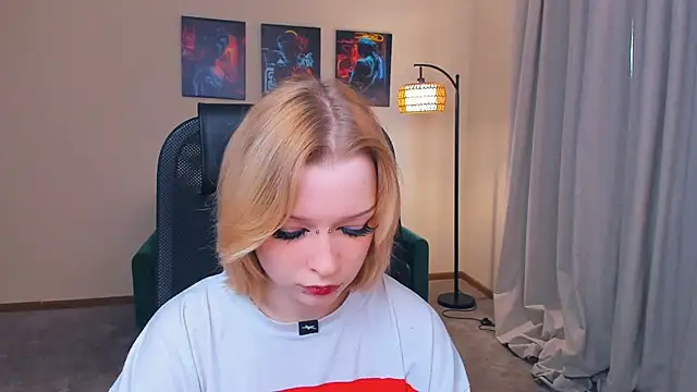 Snapshot of PortiaJefford chatting on 23, 2, 2026 PortiaJefford online show from 23, 2, 2026