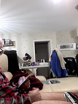 Snapshot of Florent1307 chatting on 23, 2, 2026 Florent1307 online show from 23, 2, 2026