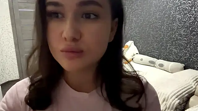 JoycelynUrion online show from 3, 4, 2026