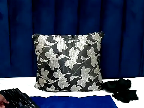 Snapshot of CrazeAss chatting on 29, 3, 2026 CrazeAss online show from 29, 3, 2026