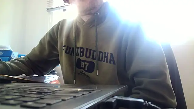 Snapshot of truble78 chatting on 20, 4, 2026 truble78 online show from 20, 4, 2026