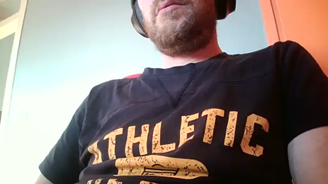 Snapshot of truble78 chatting on 11, 5, 2026 truble78 online show from 11, 5, 2026