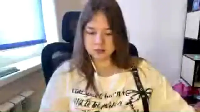 Snapshot of TomikoPfau chatting on 15, 3, 2026 TomikoPfau online show from 15, 3, 2026